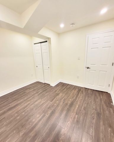 For Lease - 923 Penson Crescent Unit# BSMT, Milton, Ontario - Photo 2