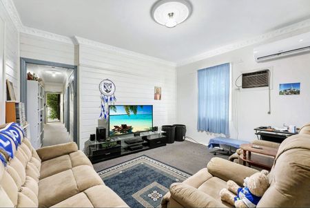 Home For Rent - Photo 2