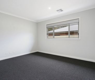 27 Firmstone Road, Leneva VIC 3691 - House For Rent | Domain - Photo 1