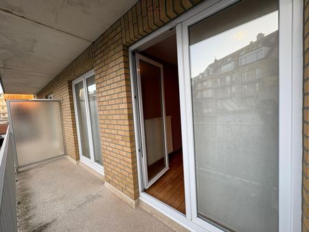 Gemeubeld 3 slaapkamer appartement met garage nabij het Rubensplein. - Foto 3