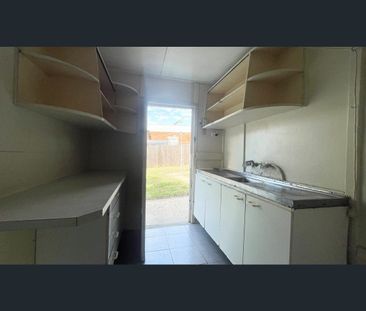 43a Wall Park Avenue, Seven Hills, NSW 2147 - Photo 4