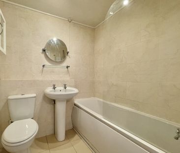 Flitcroft Lea, High Wycombe - Photo 6