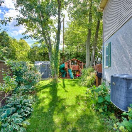 9 1/2 - Pierrefonds - 3 300 $/mois - Photo 3