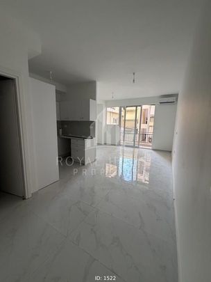 Studio/Γκαρσονιέρα για ενοικίαση - Νίκαια, - Photo 1