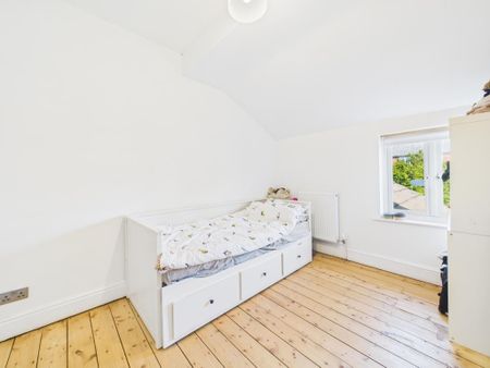 2 bedroom terraced house to rent - Photo 4