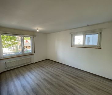 70m2 apartment in front of the train station with balcony - Foto 2