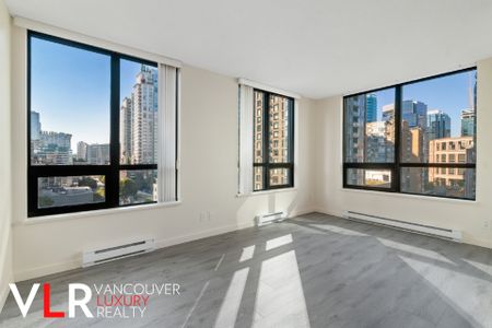 Condo in Downtown Vancouver, BC - Photo 2
