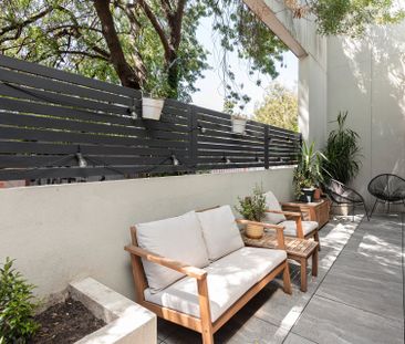 Thinking of selling? Contact our agent - Photo 2