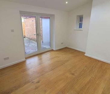 Old Woking, Surrey, GU22 - Photo 2