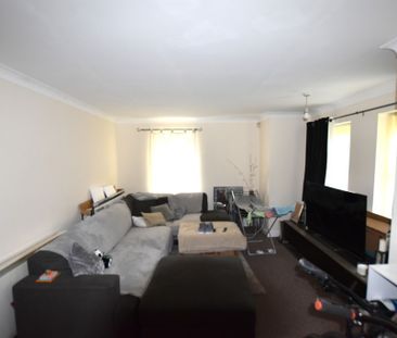 Wellington Road Eccles Manchester Greater Manchester - Photo 2