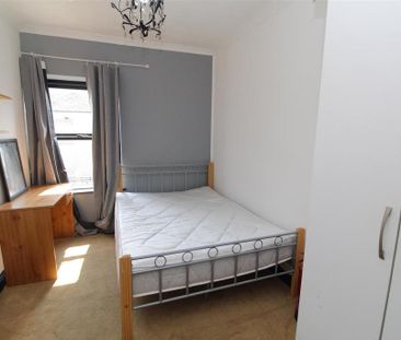 6 bedroom private hall to rent - Photo 3