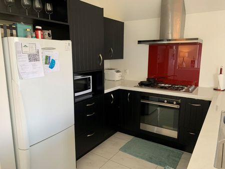 46 Tea Tree Lane, Woodridge - Photo 4