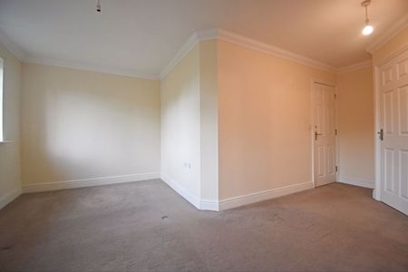 Reading Road, Basingstoke - Photo 3