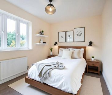 2 bedroom end of terrace house to rent - Photo 3