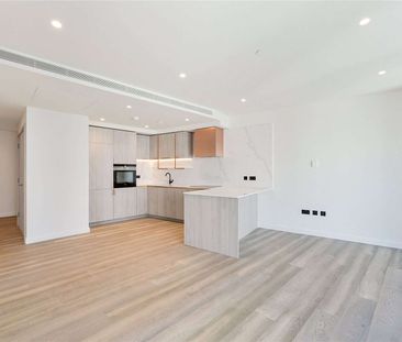 BRAND NEW apartment in Aspen at Consort Place, E14. This elegant ap... - Photo 5