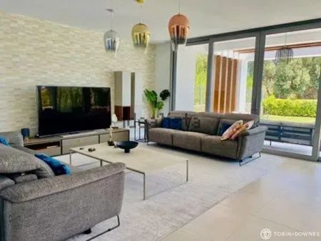 Alquiler de casa o chalet independiente en Santa Clara - Photo 3