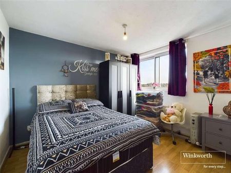 Masons House, Valley Drive, Kingsbury, London, NW9 - Photo 2