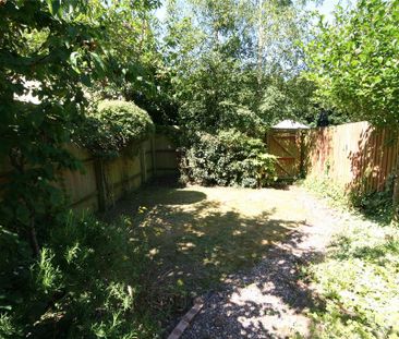 3 bedroom terraced house to rent - Photo 1