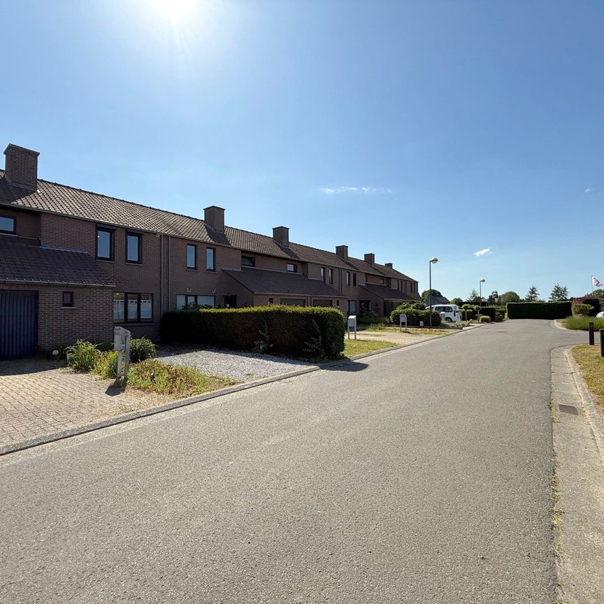 Woning met 3 slaapkamers, tuin en garage - Foto 1