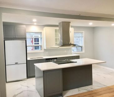 4867 Av. Lacombe, Montréal (Côte-des-Neiges, QC H3W - Photo 4