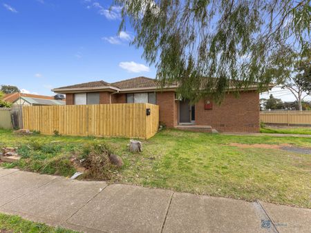 35 Morshead Street, 3338, Melton South Vic - Photo 2