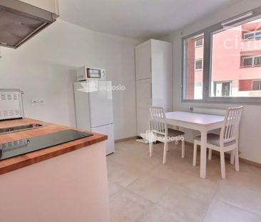 LOCATION SAINT MARTIN D'HERES : STUDIO MEUBLE AVEC BALCON ET GARAGE... - Photo 3