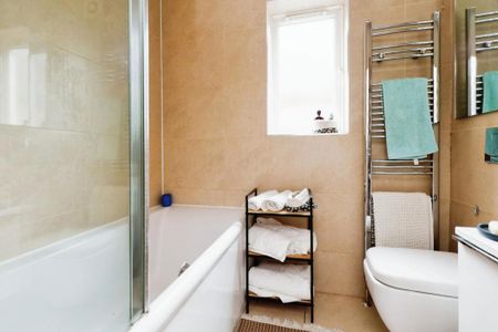 5 bedroom house to rent - Photo 2