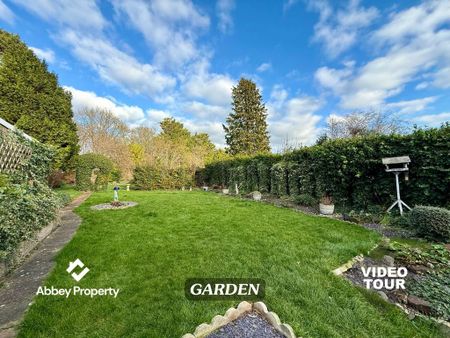 3 bedroom semi-detached bungalow to rent - Photo 2