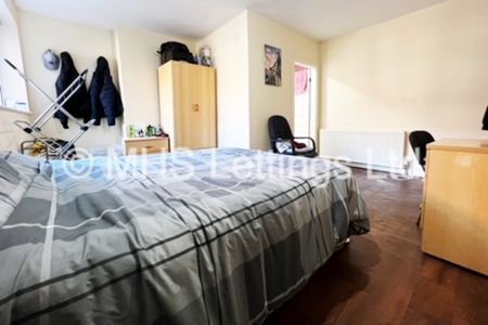 2 Bedroom Flat for rent in Hyde Park Road - Photo 3