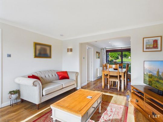 3 bedroom detached house to rent - Photo 1