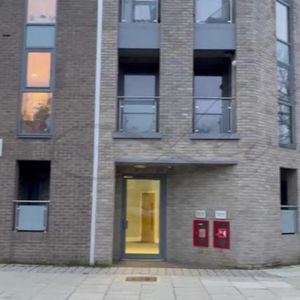 Eastcote Avenue, Sudbury Hill, UB6 - Photo 2