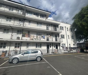 House share to rent - Photo 4