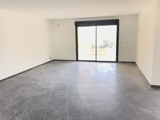 Location Appartement 3 pièces 83m² BASTIA 20600 - Photo 1