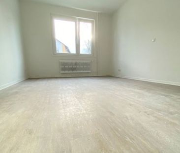 Hier macht wohnen Spaß: bezugsfertige 3-Zimmer-Wohnung - Photo 1