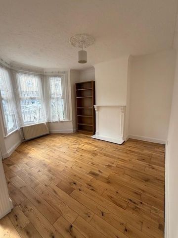 3 bedroom house to rent - Photo 3