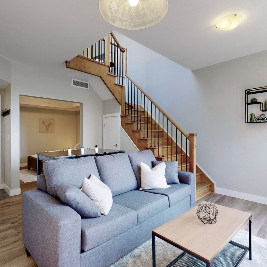 For Lease - 335 College Street Unit# 404, Toronto, Ontario - Photo 1