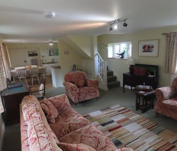 2 bedroom detached house to rent - Photo 3