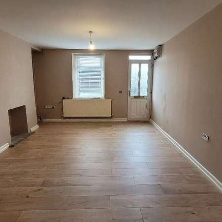 Alexandra Terrace, NP22 - Photo 1
