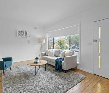 Freshly Renovated Charming Family Home in the Heart of Colyton - Photo 1