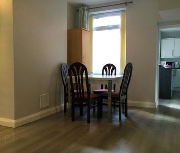 39 Donegall Avenue, Belfast, BT12 6LS - Photo 6