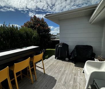 Character, charm and convenience all come together for this central... - Photo 4