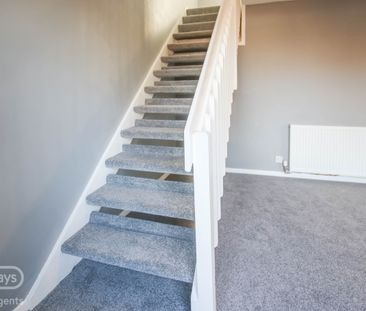 3 bedroom Semi Detached for rent - Photo 5