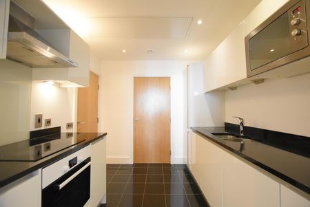 Melrose Apartments, 6 Winchester Road, Swiss Cottage, London, NW3 - Photo 4