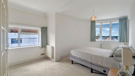 2 Bedroom Apartment - Second Floor - Photo 4