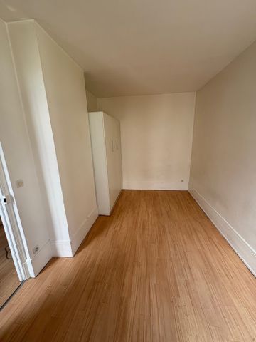 Location Appartement 2 pièces 27m² ISSY LES MOULINEAUX 92130 - Photo 3