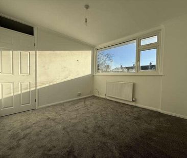 Yew Tree Gardens, Birchington, CT7 - Photo 6