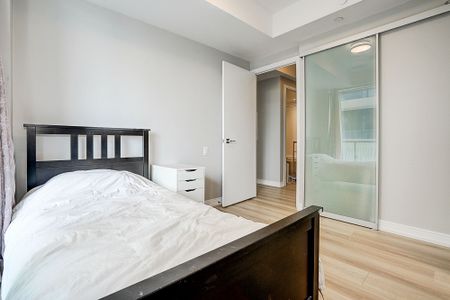 For Lease - 42 Charles Street Unit# 2207, Toronto, Ontario - Photo 4