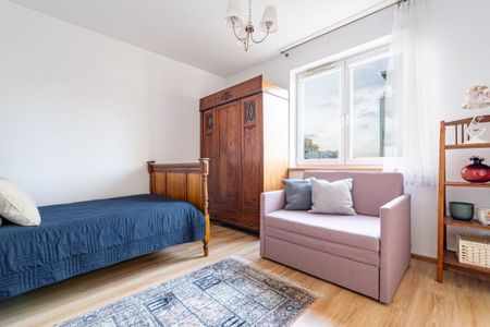 2-pokojowe mieszkanie z klasycznymi meblami | 42,5 42.5 m² - Zdjęcie 3