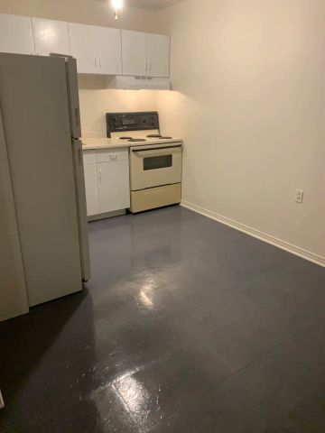 Killaly Suites — 2 Bedroom with balcony - Photo 3