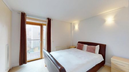 1 Bed Flat, Maurer Court, SE10 - Photo 3